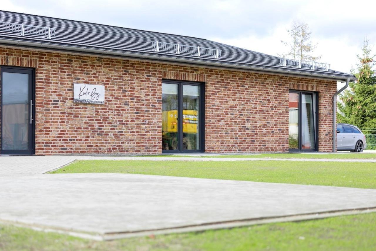 Kadir Bey & Four Rooms Osterrönfeld Dış mekan fotoğraf